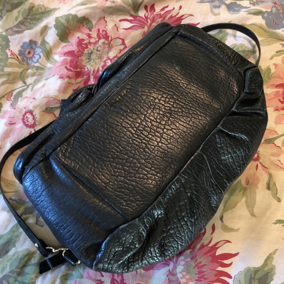 CRIZZAPI Bolsas Brazil Thick Pebbled Leather Zipper Detail Motorcycle Pouch LUXE - Picture 15 of 16